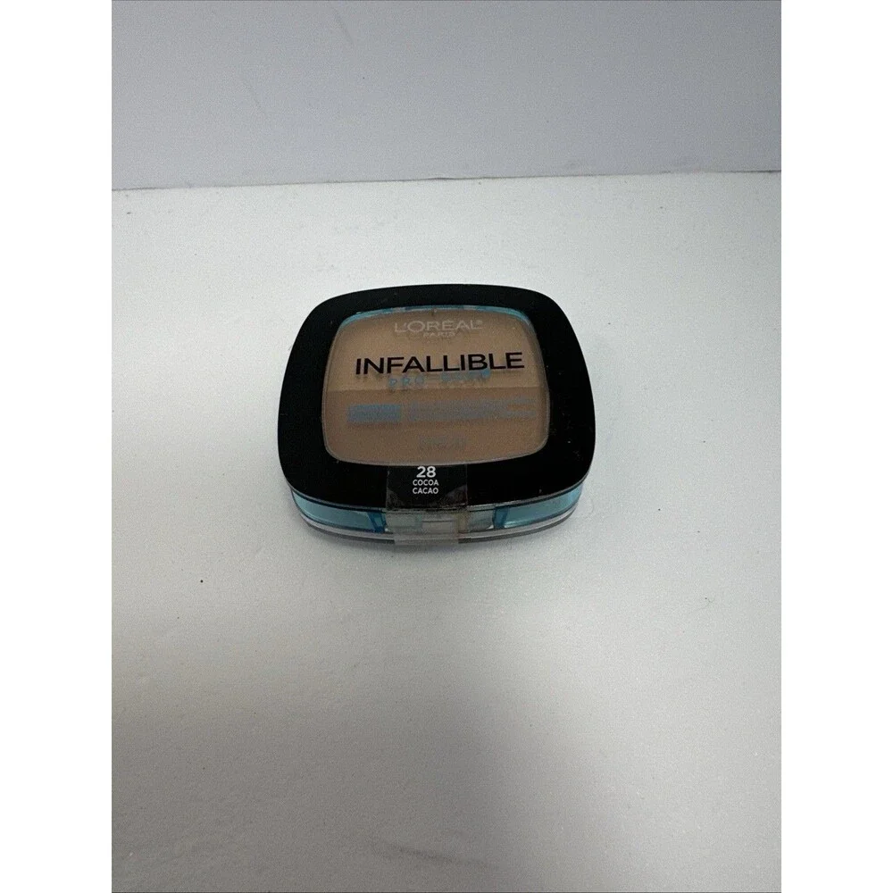 L'Oreal Paris Infallible Pro-Glow Foundation Powder - Shade 28 Cocoa